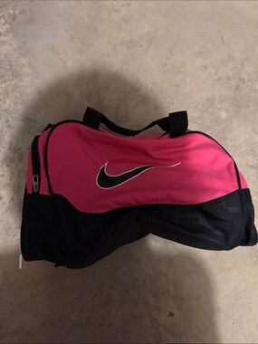 Nike Black and Hot Pink Crossbody Duffel